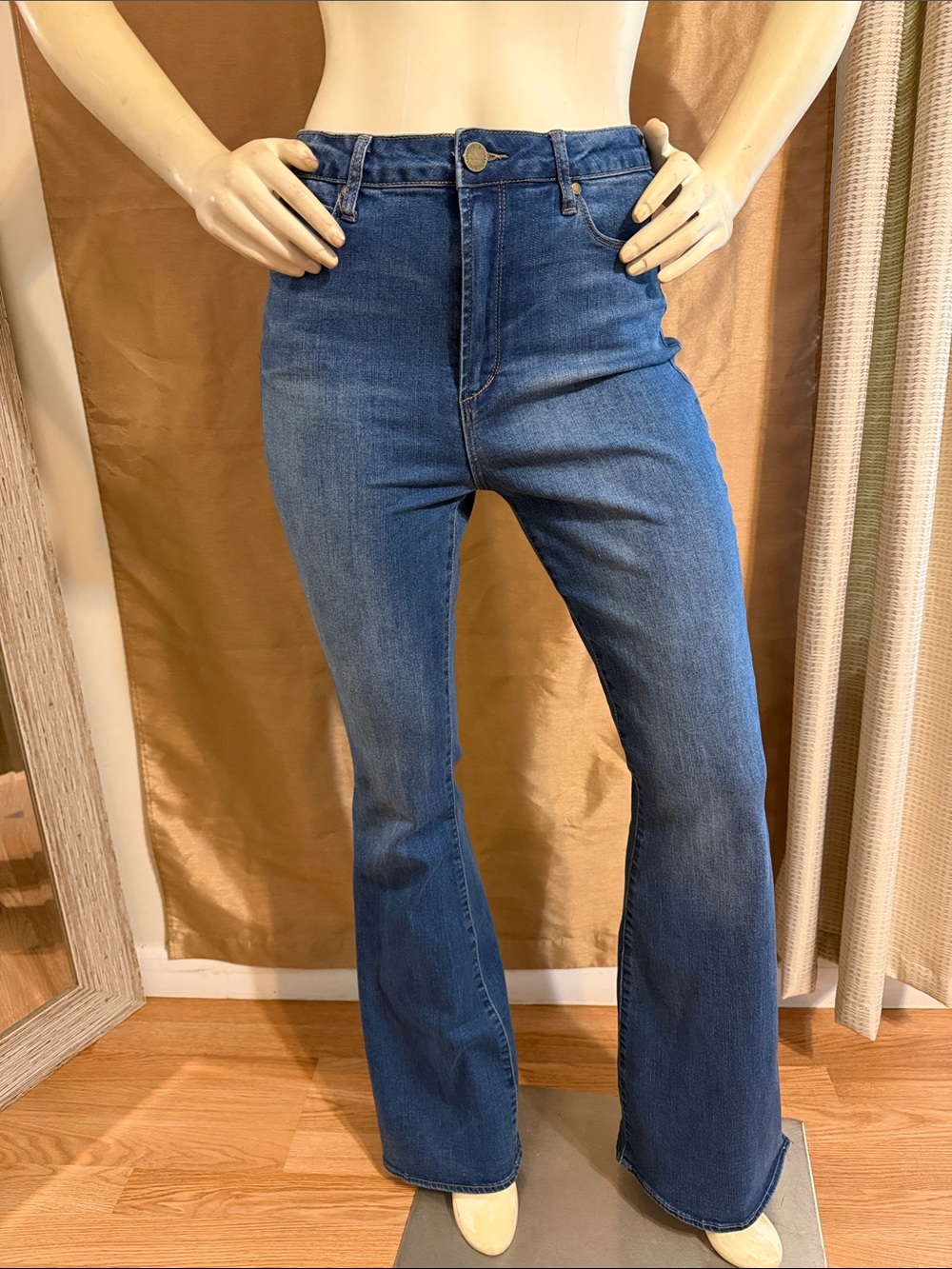 Articles Of Society Medium Blue High-Rise Flare Jeans